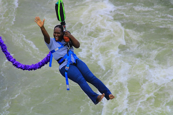 Bungee jumping